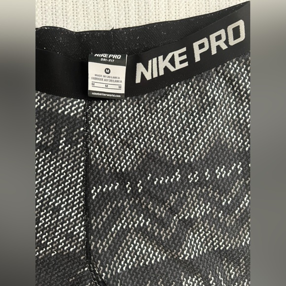 Nike pro leggings black and white - Picture 2 of 2